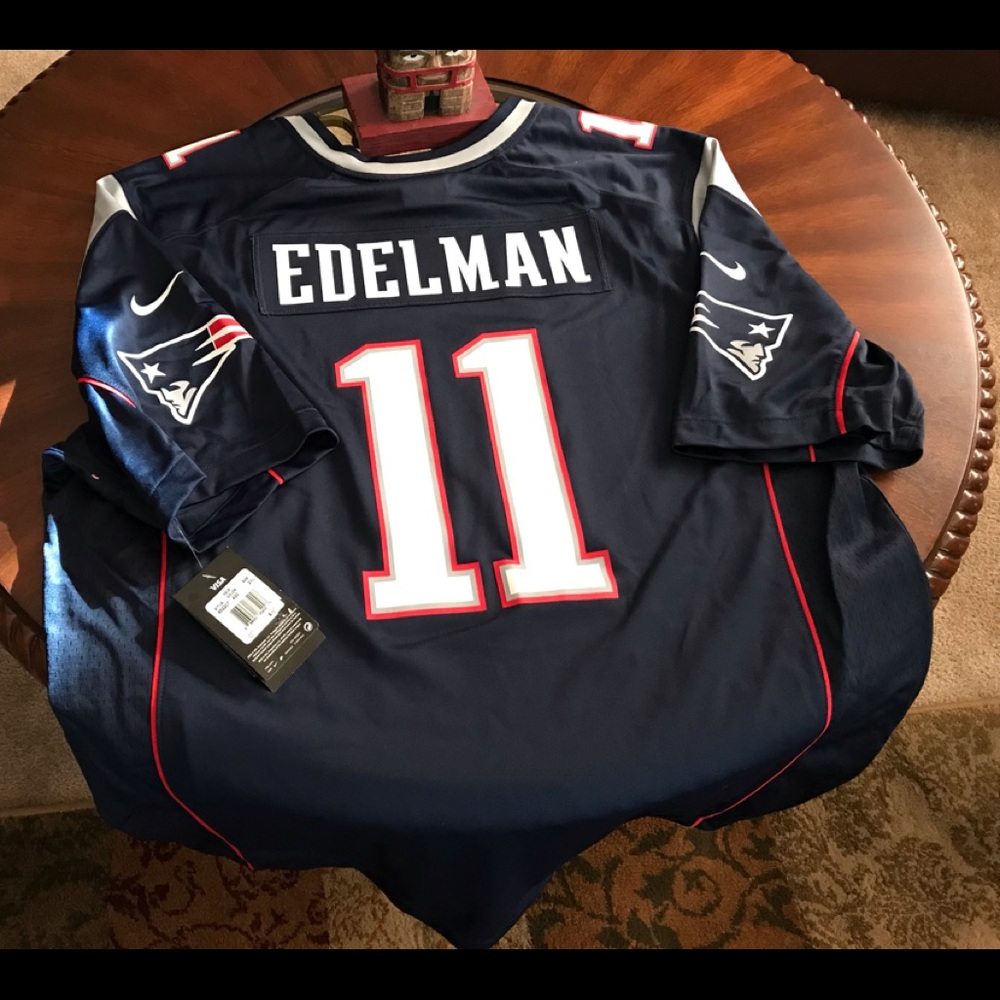 Men’2XL SB  51 Edelman Jersey Brand New with tag
